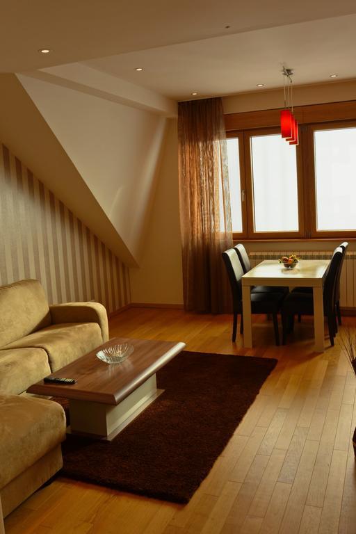 Klub Satelit Zlatibor Bed & Breakfast Ngoại thất bức ảnh