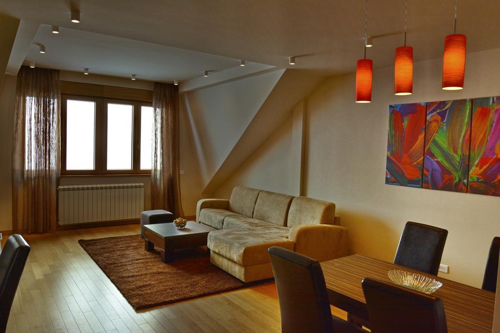 Klub Satelit Zlatibor Bed & Breakfast Ngoại thất bức ảnh