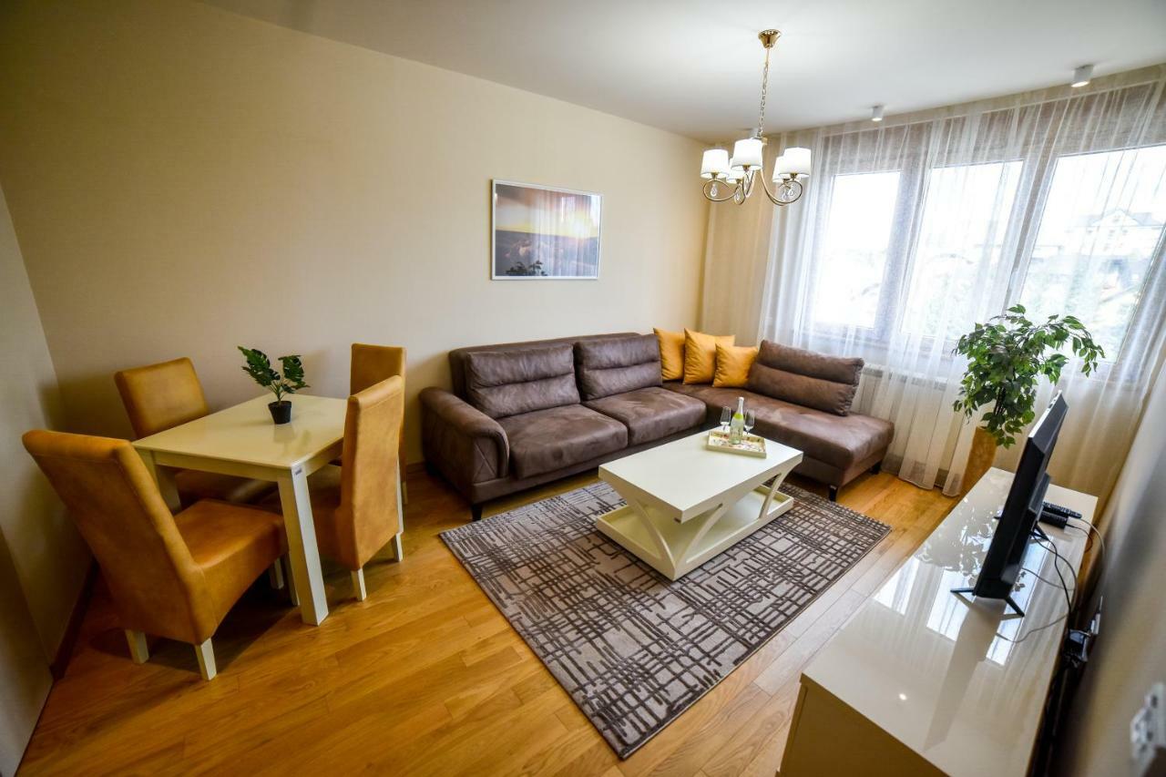 Klub Satelit Zlatibor Bed & Breakfast Ngoại thất bức ảnh