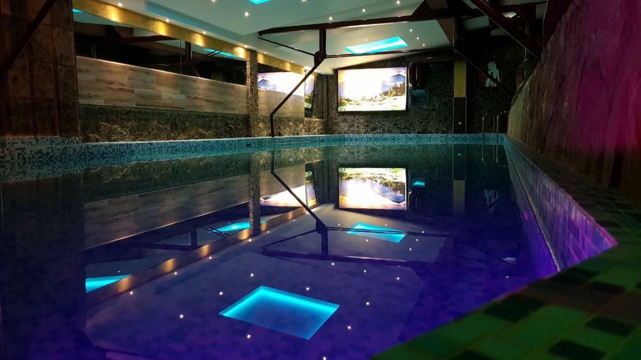 Klub Satelit Zlatibor Bed & Breakfast Ngoại thất bức ảnh