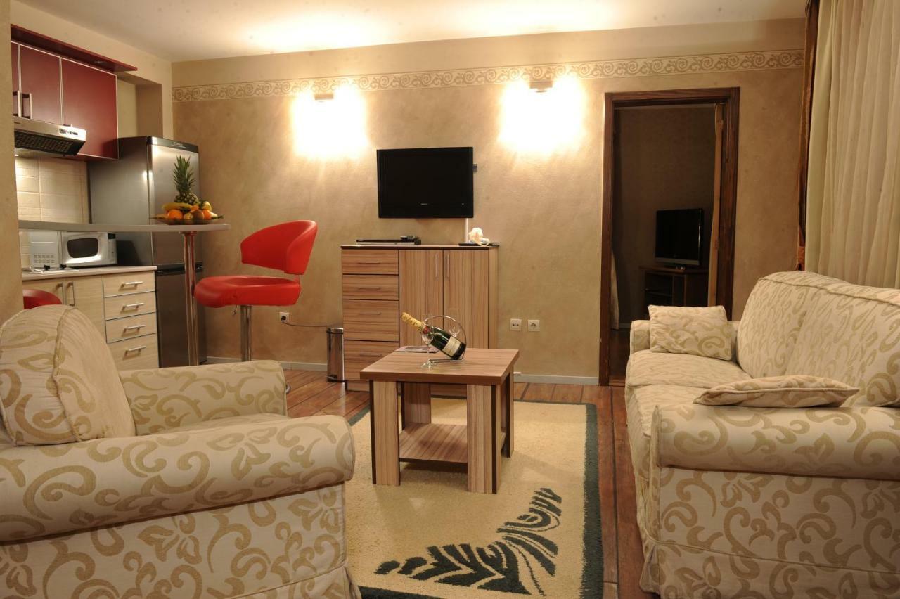 Klub Satelit Zlatibor Bed & Breakfast Ngoại thất bức ảnh