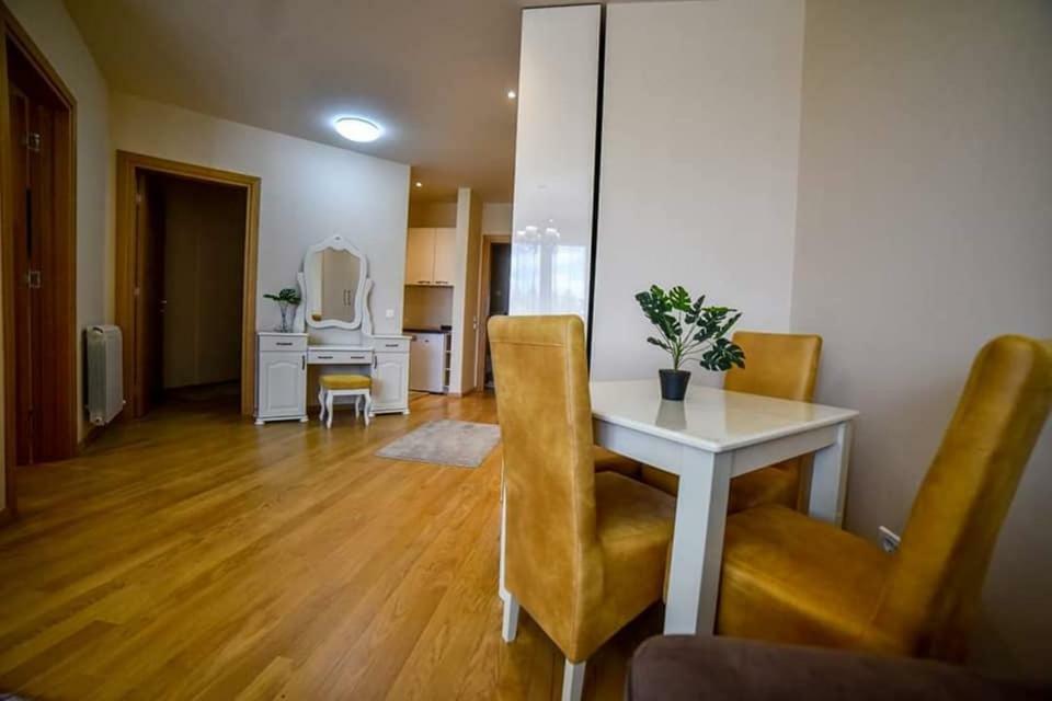 Klub Satelit Zlatibor Bed & Breakfast Ngoại thất bức ảnh